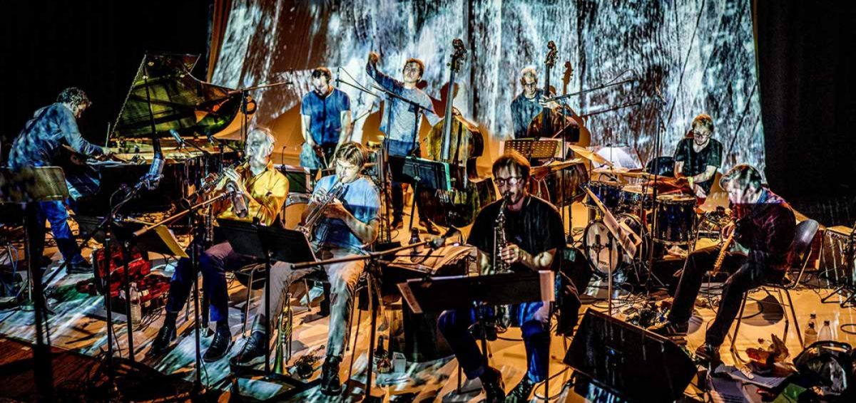 Shannon Barnett, Leonhard Huhn,Theresia Philipp, Philip Zoubek, Christian Lorenzen, Sebastian Gramss, Dominik Mahnig, Stephan Vester, States of Play